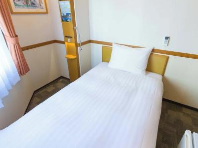 Toyoko Inn Iwatsuki Ekimae - 43