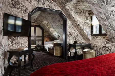Le Pavillon de la Reine & Spa - Small Luxurys of the World - 99