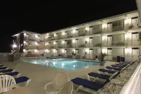 Crusader Oceanfront - 9