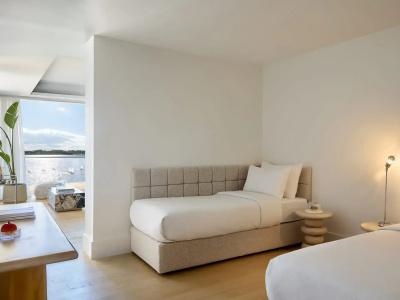Vouliagmeni Suites - 80