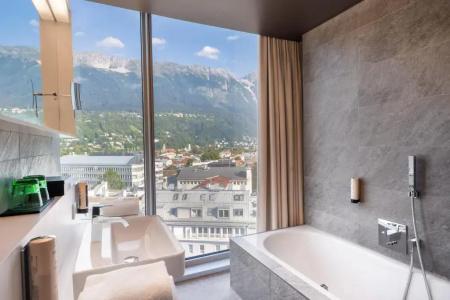 Adlers Innsbruck - 50