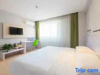 Dali Railway Station Erhai Park - 26