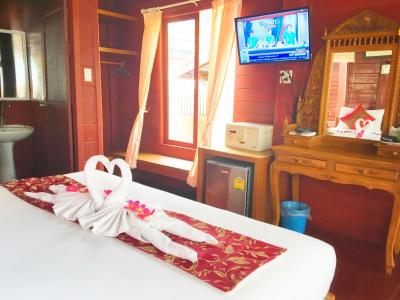 Phi Phi Maiyada Resort- Sha Certified - 36