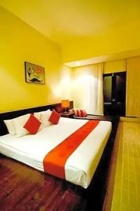 Iyara Beach and Plaza - 42