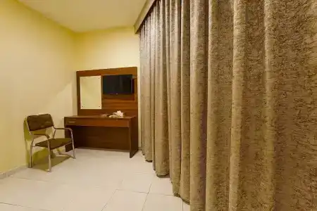 Emirates - 31