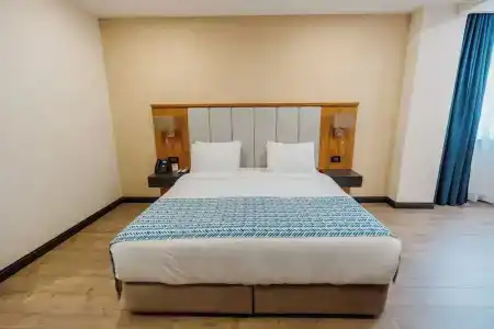 Best Western Plus - 23
