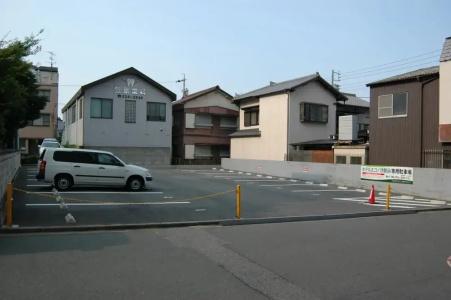 Econo Tsu Station - 16