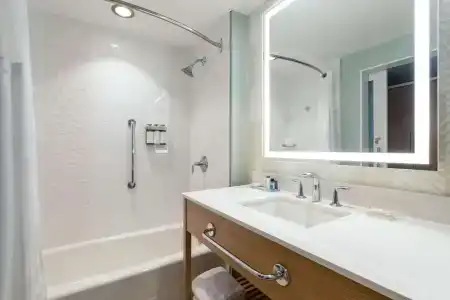 Wyndham Grand - 9