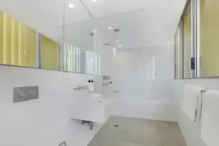 Ultiqa Air On Broadbeach - 359