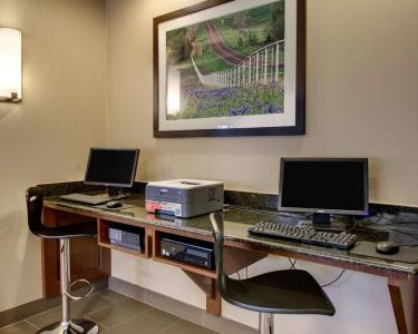 Comfort Suites South - 2