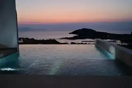 Kavos & Suites - 84