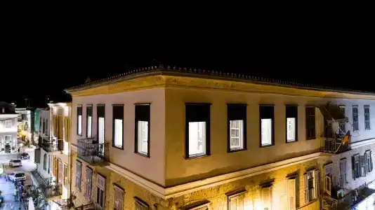 Castellano & Suites - 153