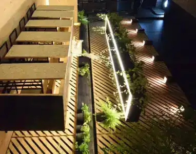 Hugger Guest House - 12