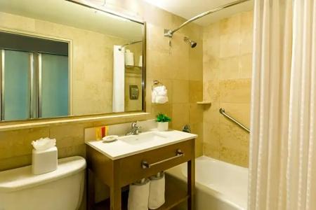 Best Western Plus Atlantic Beach Resort - 81