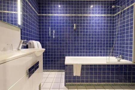 Best Western Le Renoir - 40