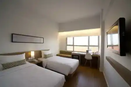 Grand Zuri Malioboro - 3