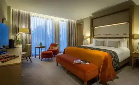 Clayton Chiswick - 33