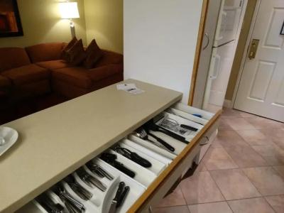 Suites at Jockey Club (No Fee) - 34