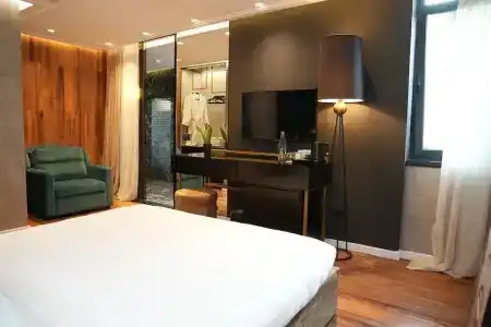 La Suite Boutique - 135