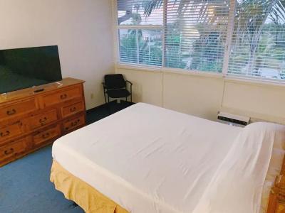 Miami Gardens Inn & Suites - 26