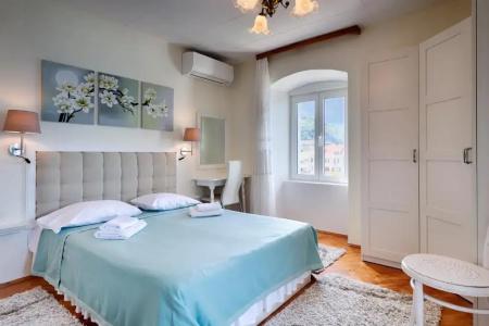 Mira Sea Front Guesthouse - 48