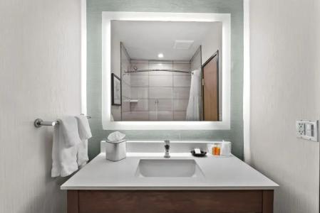 Royal Palace Westwood - 42