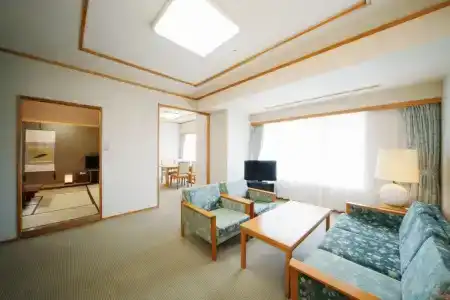 Senshukaku - 1