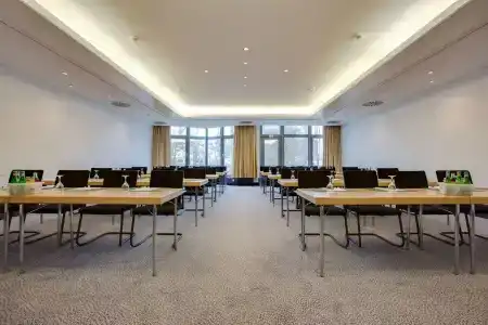 Park Inn by Radisson Lübeck - 10