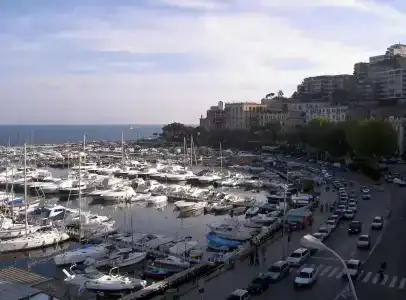 Caracciolo 10 - 15