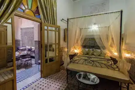 Riad Taryana - 44