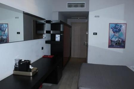 Blue Shades ApartHotel - 241