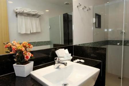 Elegance Praia - 49