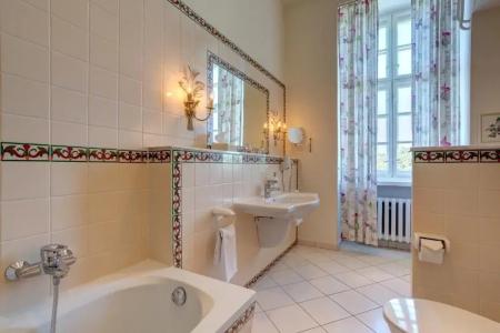 Schloss Luebbenau - 120