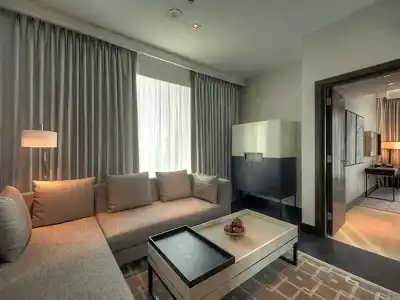 Pullman Dubai Downtown - 43
