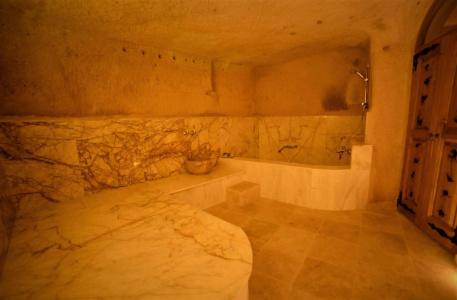 Crassus Cave - 12