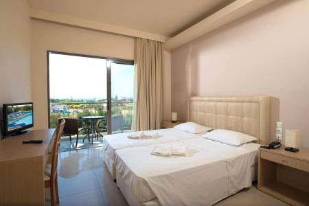 Oasis Beach - Adults Only - 3
