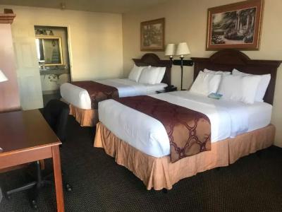 Days Inn by Wyndham - 14