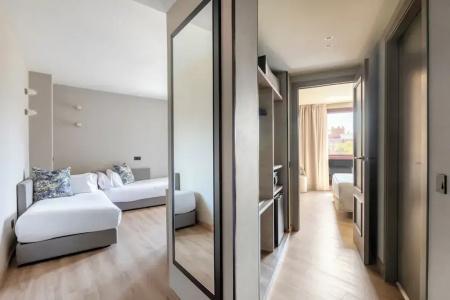 Rafaelhoteles Piramides - 39