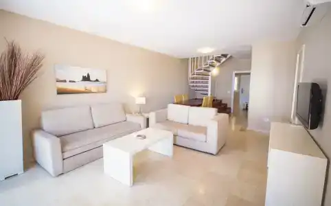 Los Olivos Beach Resort - 13