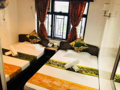 Traveller's Hostel - 39