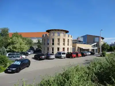 Ce Plaza - 1