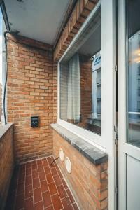 Prado Next Door - 10
