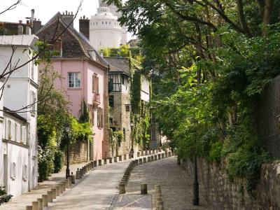 ApartAdagio Paris Montmartre - 18