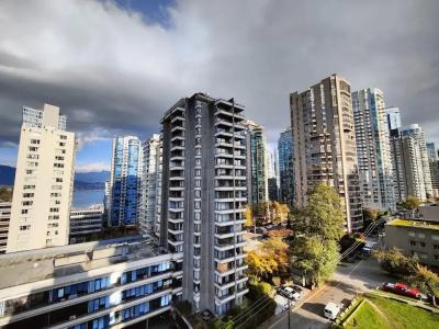 Divya Sutra Suites on Robson Downtown - 129