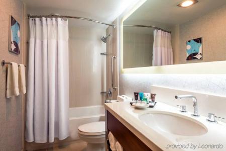 Crowne Plaza Seattle, an IHG - 7