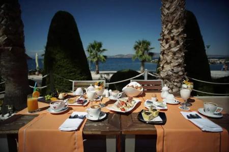 Valis Resort - 12