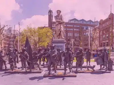 Rembrandt Square - 16