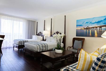 Inn at Pelican Bay - 28