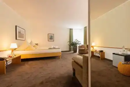 Nibelungen Hof - 24