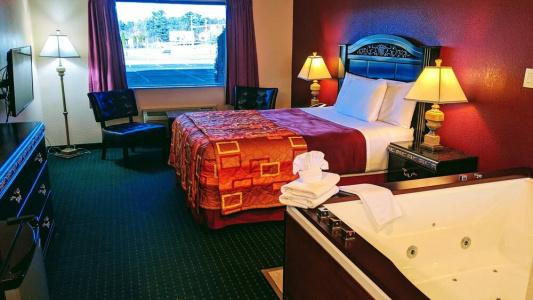 Grand Marquis Waterpark & Suites - 22